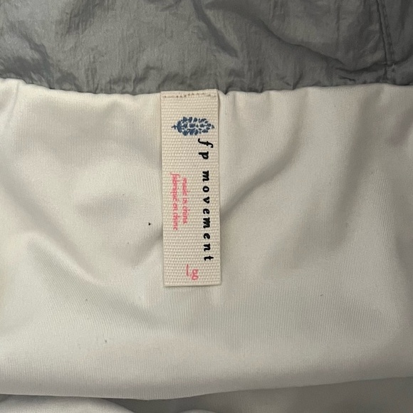 Free People Movement Grey The Way Home Shorts Size Large - Picture 6 of 6